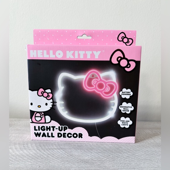 Hello Kitty | Wall Decor | Hello Kitty Led Light Up Wall Decor | Poshmark